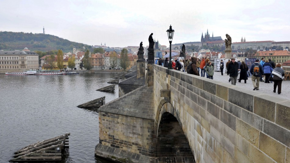 Karlov most v Prahe, ilustračné foto.