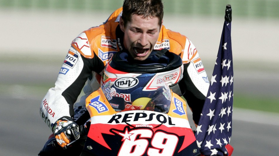 Na archívnej snímke z 29. októbra 2006 americký motocyklista Nicky Hayden.
