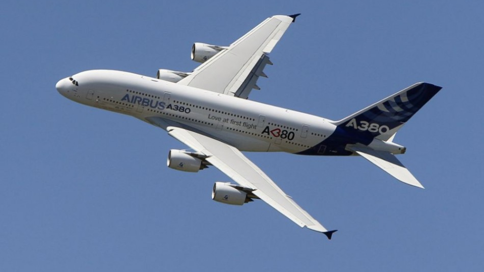 Airbus  A380