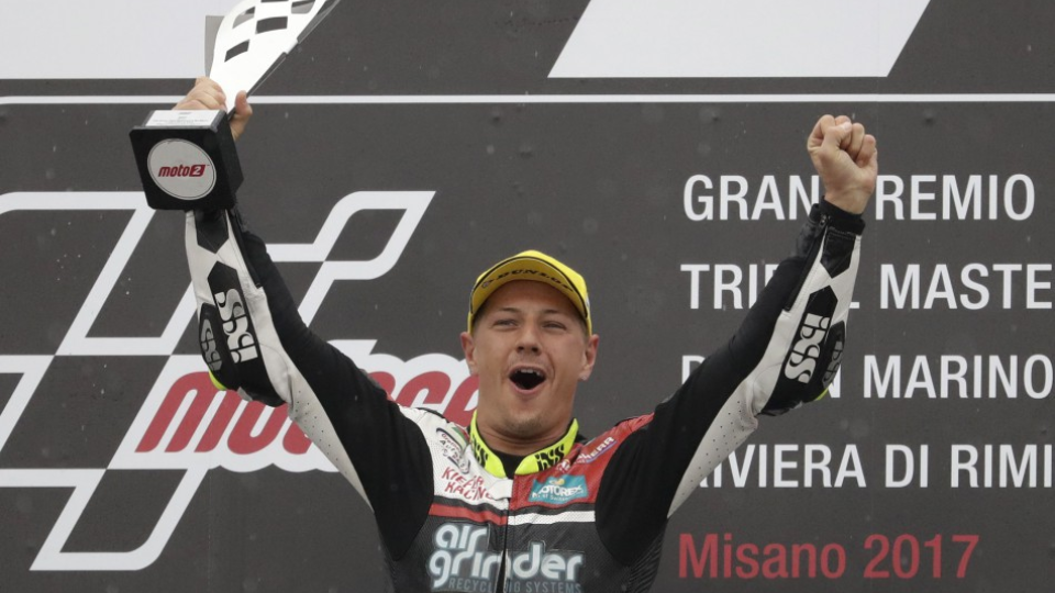 Švajčiar Dominique Aegerter sa stal víťazom Veľkej ceny San Marína, 13. časti majstrovstiev sveta cestných motocyklov v triede Moto2, 10. septembra 2017 na okruhu Marca Simoncelliho v Misano Adriatico.