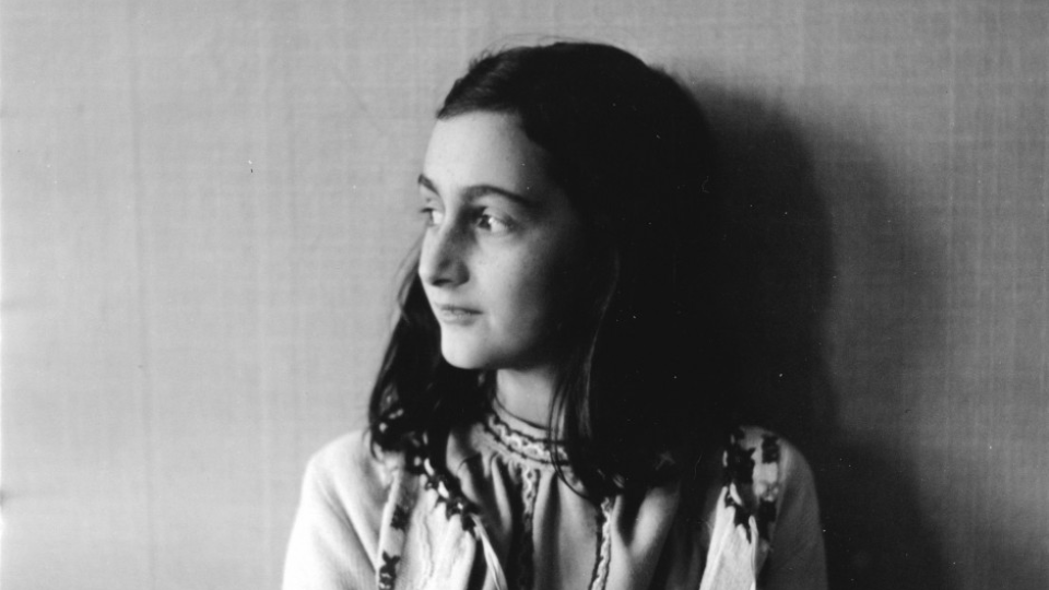 V roku 1929 sa narodila Anne Franková. Bolo nemecké dievča židovského pôvodu, ktoré sa spolu so svojou rodinou skrývalo počas druhej svetovej vojny v Amsterdame, ale tesne pred koncom vojny padlo za obeť nacistickému vyvražďovaniu.