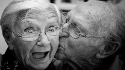 Manželia boli spolu 75 rokov. Zomreli iba päť hodín po sebe