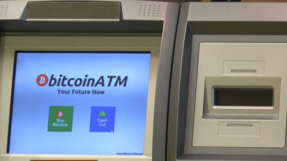  Bankomat na bitcoiny. 