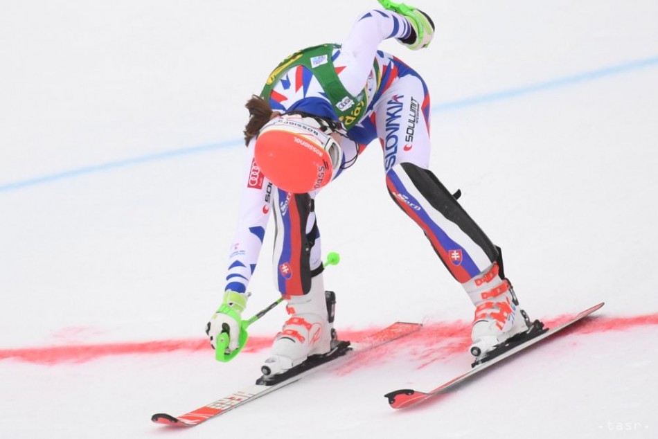 Na snímke slovenská lyžiarka Petra Vlhová v cieli 2. kola slalomu Svetového pohára žien v slovinskej Kranjskej Gore 7. januára 2018.