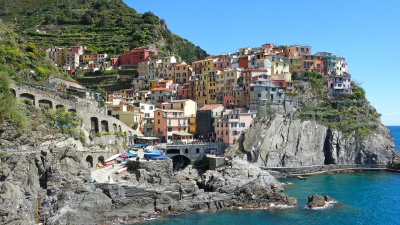 Talianska dedinka ponúka domčeky len za 1 euro. Záujemcovia však musia splniť jednu podmienku