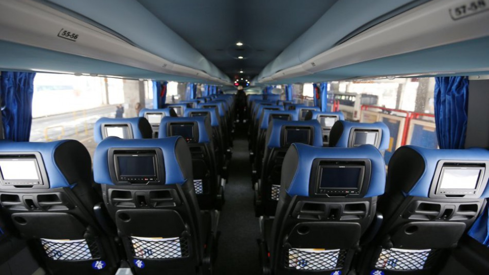 Na archívnej snímke interiér autobusu spoločnosti Regiojet  