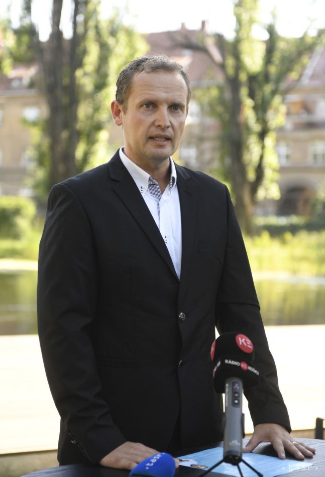 Oficiálne ohlásenie kandidatúry Milana Lesňáka, starostu mestskej časti Košická Nová Ves na primátora mesta Košice, 12. júna 2018 v Košiciach.
