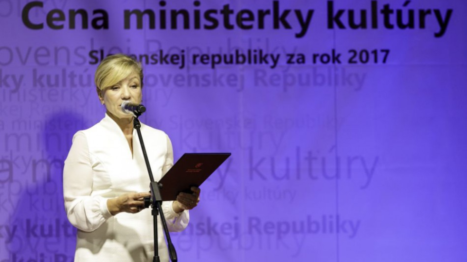 Na snímke ministerka kultúry SR Ľubica Laššáková počas príhovoru pred odovzdávaním Cien ministerky kultúry Slovenskej republiky v oblastiach profesionálneho umenia za rok 2017 v Bratislave 14. júna 2018. 