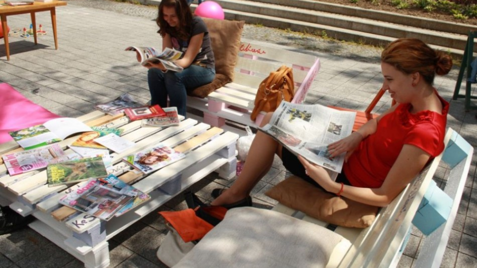 Letná čitáreň na Námestí slobody, archívna snímka.
