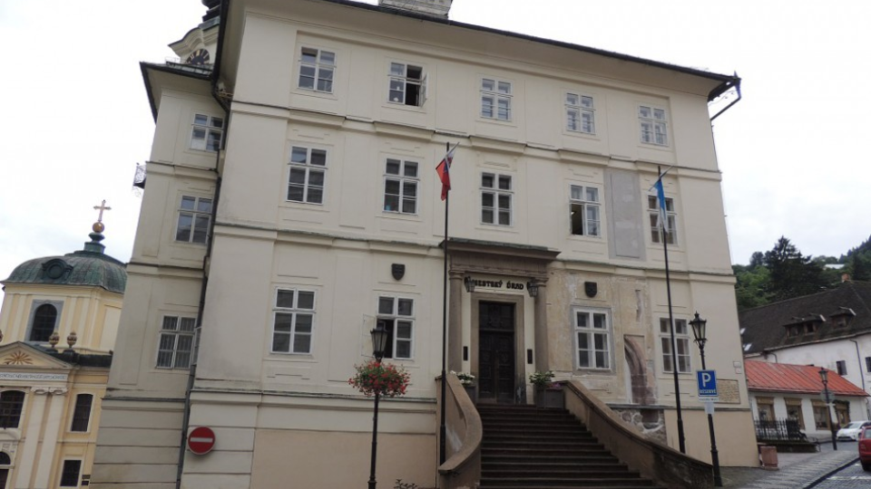 Na snímke historická budova radnice v Banskej Štiavnici 20. augusta 2018.