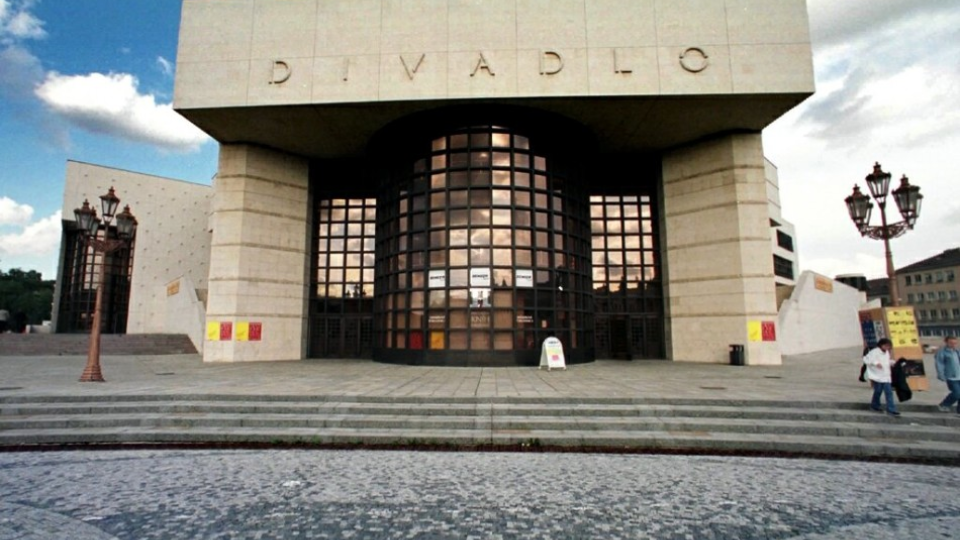 Na archívnej snímke budova Divadla Andreja Bagara.
