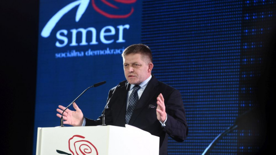 Predseda strany SMER-SD Robert Fico reční počas slávnostného snemu strany Smer - sociálna demokracia, 8. decembra 2018 v Trenčíne.