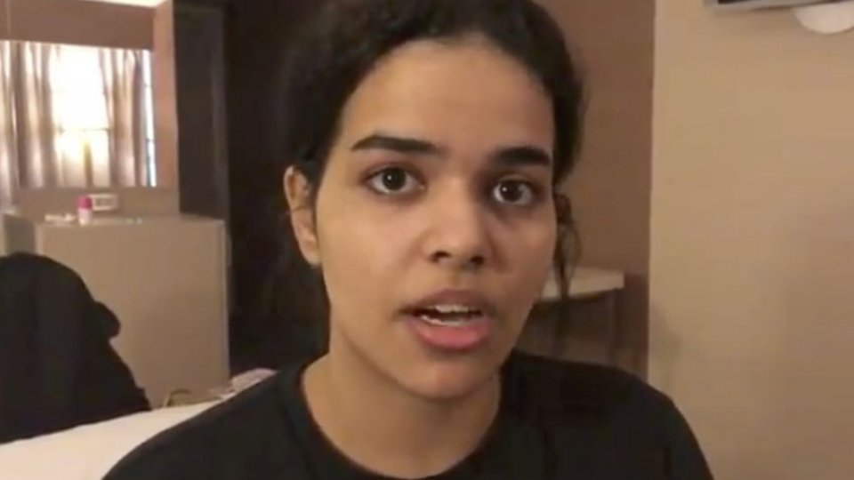 Na videosnímke zo 7. januára 2019 Rahaf Muhammad Mutlak al-Kunúnová.