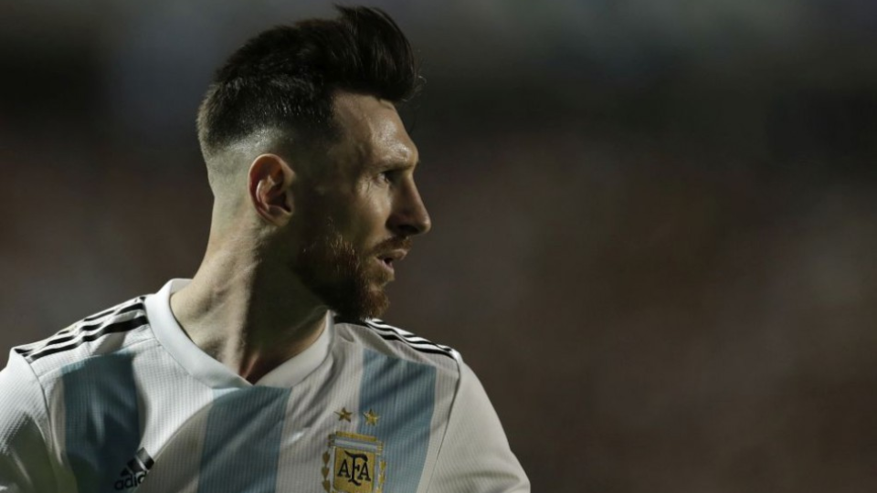 Na archívnej snímke Lionel Messi.