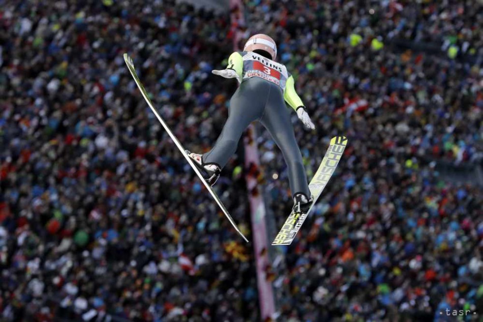 Rakúsky skokan na lyžiach Stefan Kraft