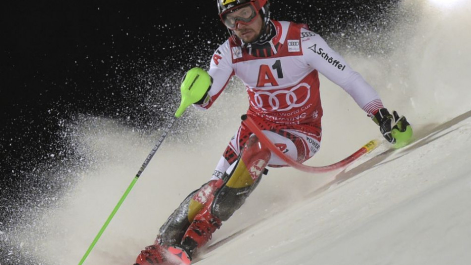 Rakúsky slalomár Marcel Hirscher na trati prvého kola nočného slalomu Svetového pohára v Schladmingu 29. januára 2019. 