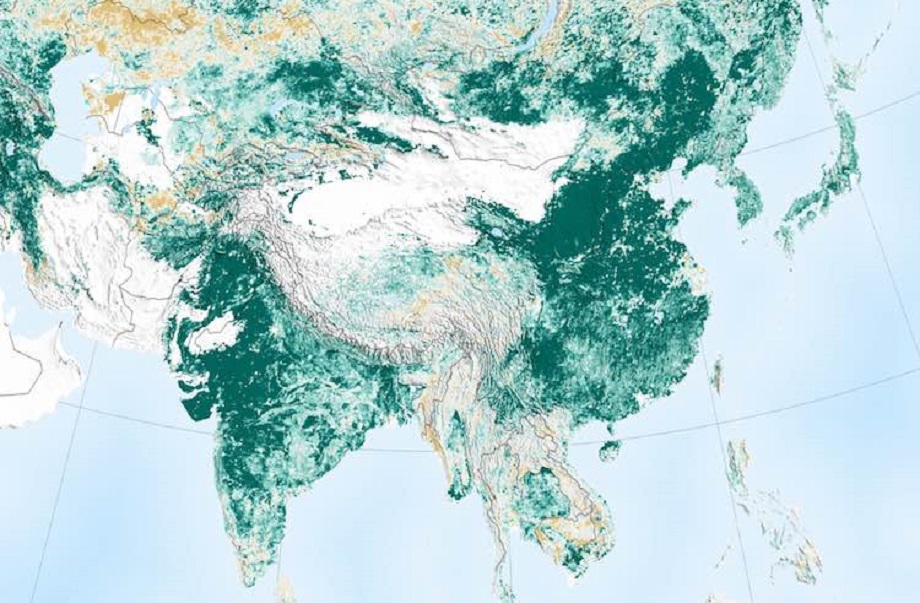 Na zábere NASA je vidieť, že oblasti Číny a Indie sú zelené.