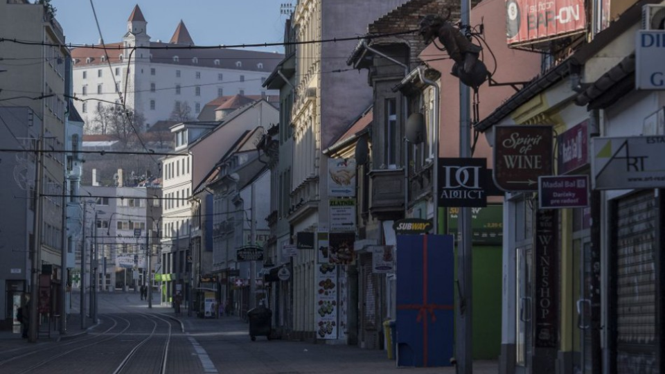 Na archívnej snímke Obchodná ulica v Bratislave.