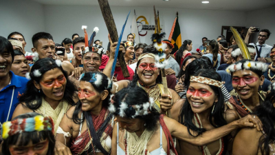 Víťazstvo, aké nemá obdoby! Amazonský kmeň porazil ropné spoločnosti. Na území pralesa nesmú ťažiť