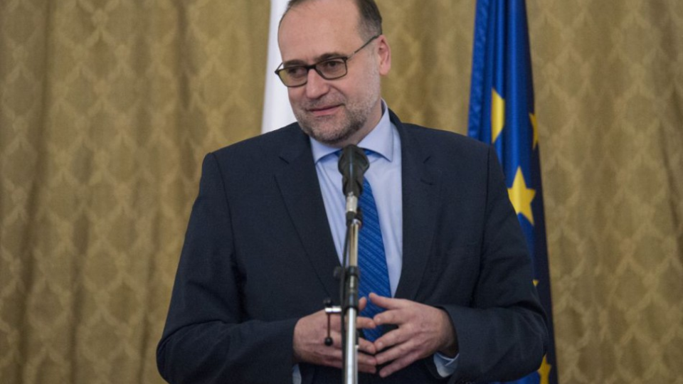 Na snímke stály predstaviteľ SR pri EÚ Peter Javorčík. 