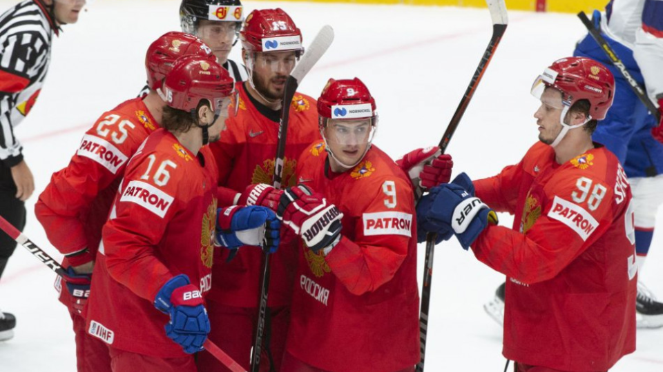 Na archívnej snímke radosť ruských hokejistov po strelení druhého gólu v zápase základnej B-skupiny Rusko - Nórsko na 83. majstrovstvách sveta v ľadovom hokeji 10. mája 2019 v Bratislave.