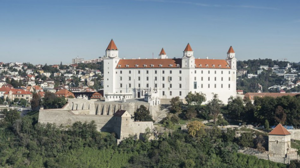 Na archívnej snímke pohľad na Bratislavský hrad. 