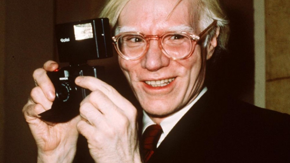 Na snímke Andy Warhol.