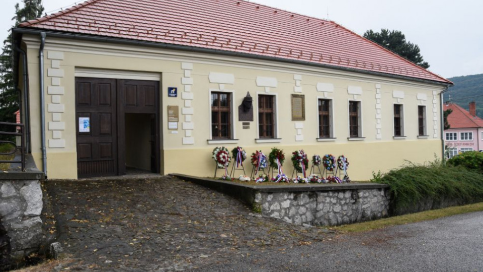 Na snímke rodný dom Milana Rastislava Štefánika v Košariskách počas spomienky na 139. výročie jeho narodenia 21. júla 2019