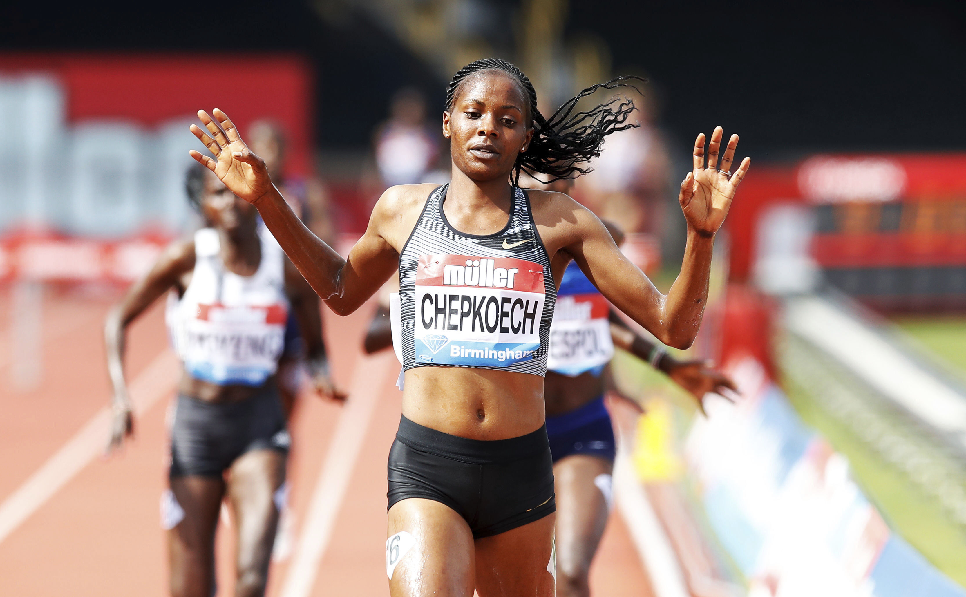 Keňská atlétka Beatrice Chepkoechová víťazí  v behu na 3000 m cez prekážky na nedeľňajšom podujatí Diamantovej ligy 
