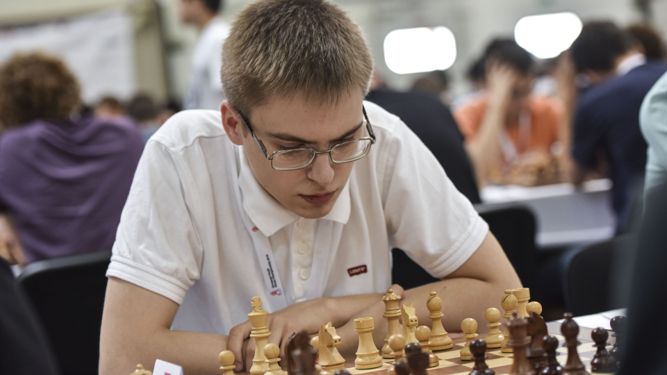 Na snímke reprezentant Slovenska Jerguš Pecháč počas záverečného 9. kola Majstrovstiev Európy mládeže v šachu 10. augusta 2019 v Bratislave.