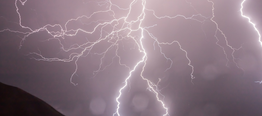 Meteorológovia varujú pred búrkami najmä v Žilinskom a Trenčianskom kraji
