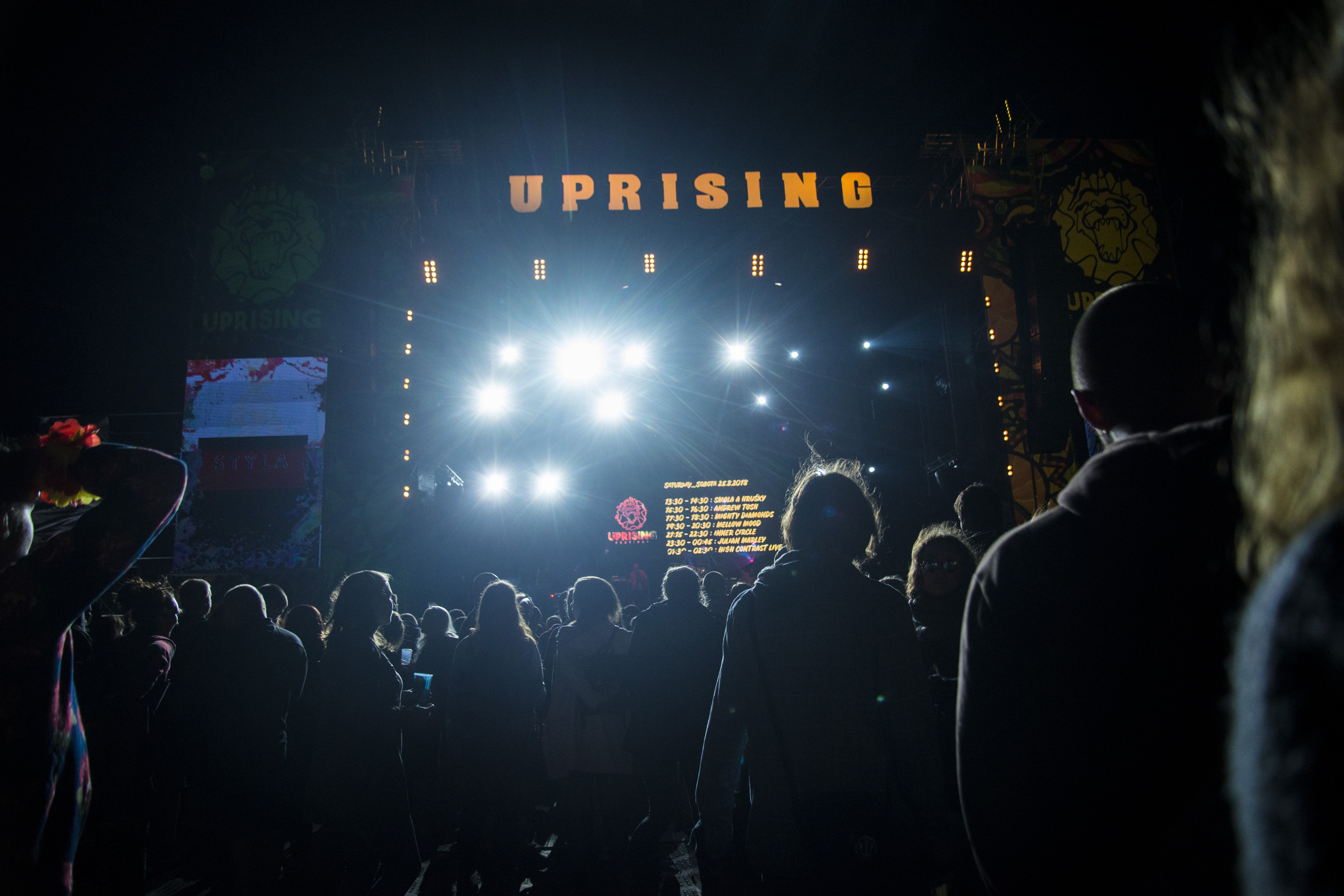 Na snímke návštevníci 11. ročníka hudobného festivalu  Uprising  Reggae  Festival  na Zlatých pieskoch v Bratislave 25. augusta 2018.