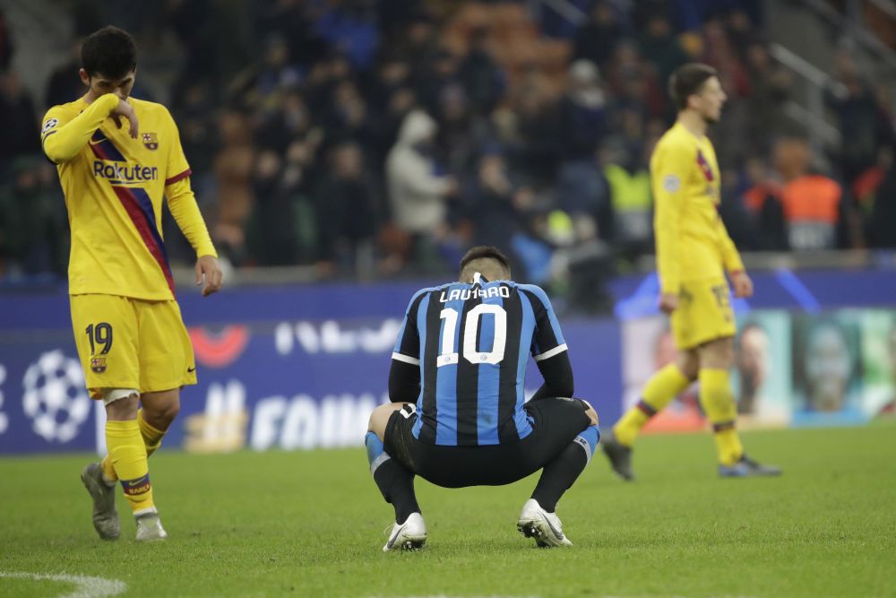 Lautaro Martinez (10) z Interu Miláno po zápase proti Barcleone