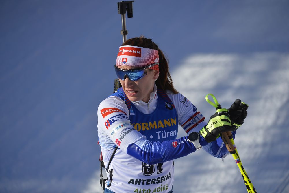 Na snímke slovenská biatlonistka Paulína Fialková v cieli vytrvalostných pretekov žien na 15 km