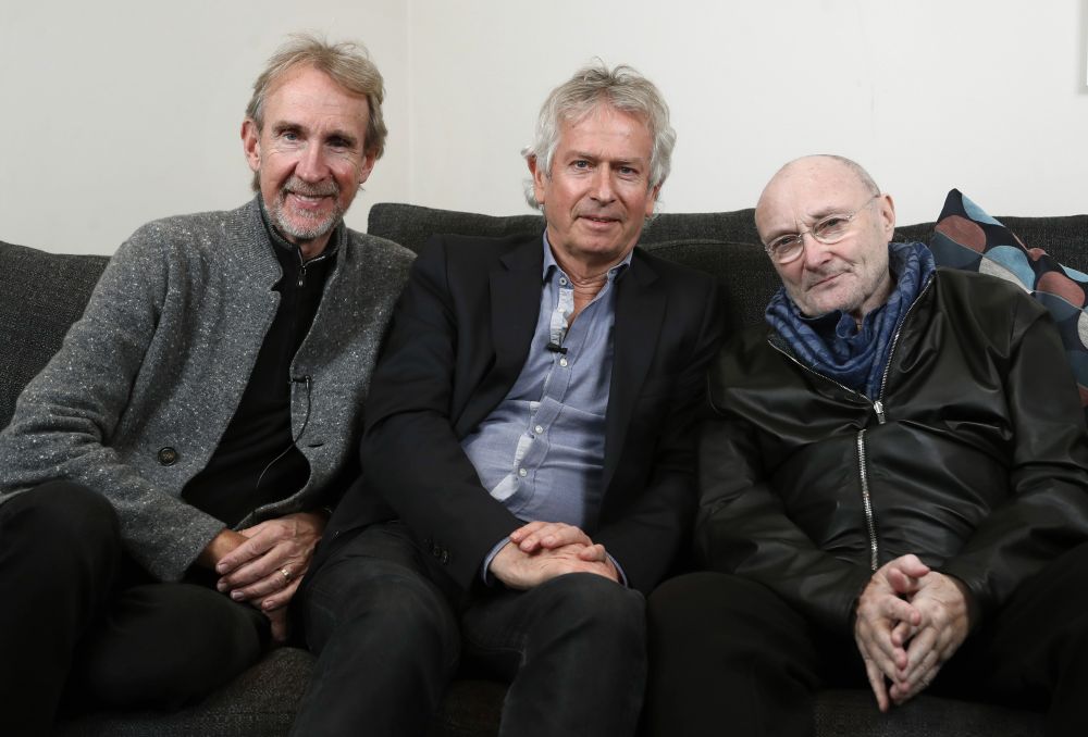 Zľava: Mike Rutherford, Tony Banks a Phil Collins