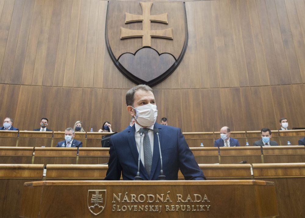 Na snímke predseda vlády SR SR Igor Matovič (OĽaNO) počas prejavu na štvrtej schôdzi Národnej rady (NR) Slovenskej republiky
