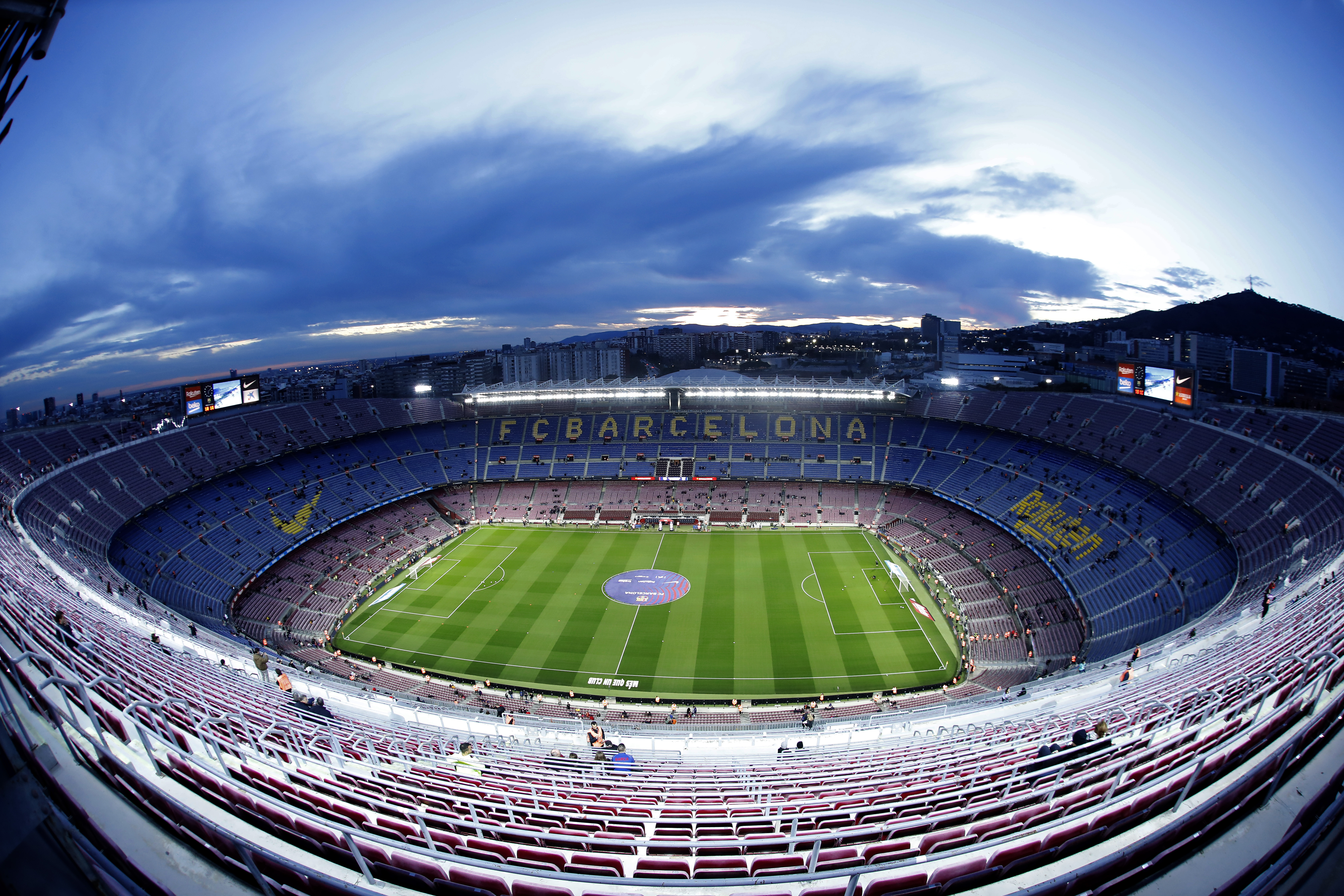 Pohľad na futbalový štadión Camp Nou