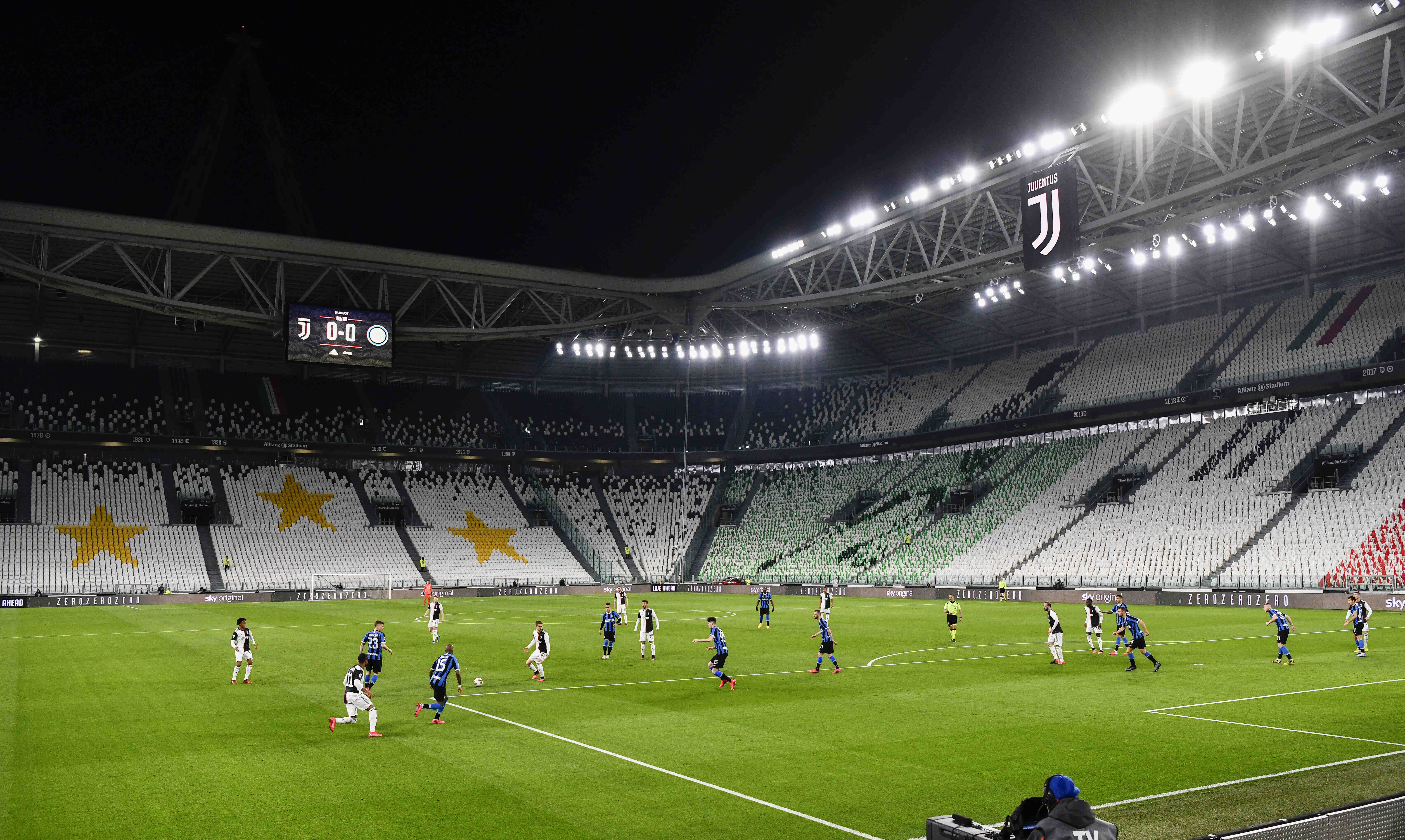 Momentka zo šlágra Serie A medzi Juventusom a Interom v Turíne 8. marca 2020.