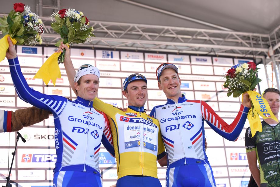 Na snímke uprostred Belgičan Yves Lampaert (Deucenick-Quick Step) oslavuje na pódiu celkové víťazstvo po 4. etape 63. ročníka cyklistických pretekov Okolo Slovenska v Senici v sobotu 21. septembra 2019.