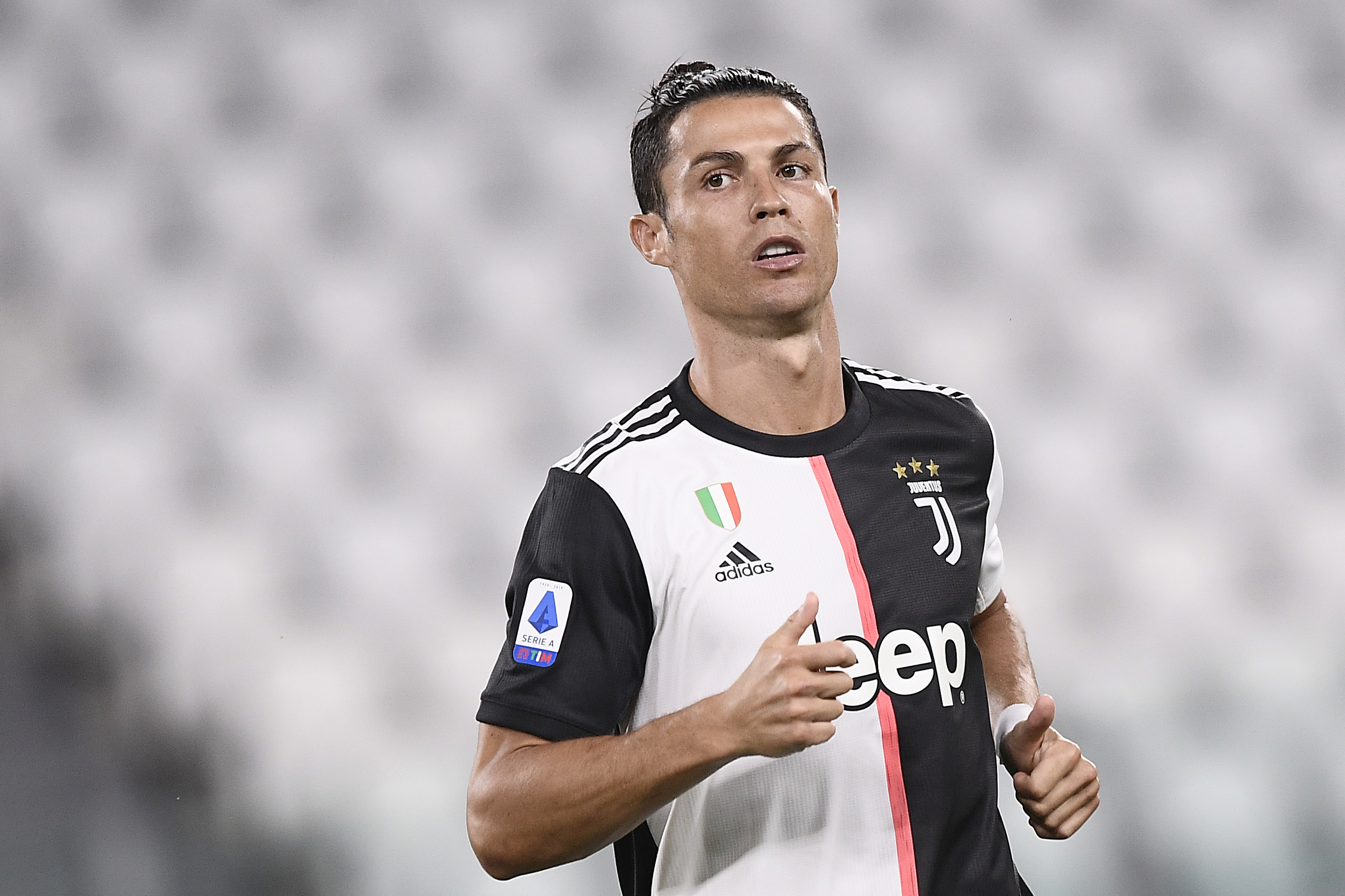 Na snímke portugalský útočník Juventusu Cristiano Ronaldo v zápase 28. kola talianskej Serie A medzi jeho Juventusom Turín a US Lecce (4:0) v piatok 26. júna 2020.