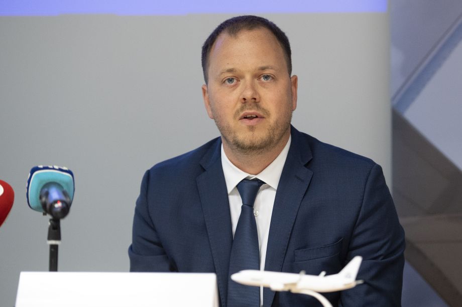 Na snímke generálny riaditeľ slovenskej leteckej spločnosti AirExplore Martin Štulajter