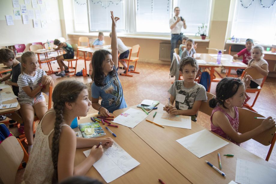 Na snímke žiaci počas vyučovacej hodiny v Letnej škole Teach for Slovakia 2018
