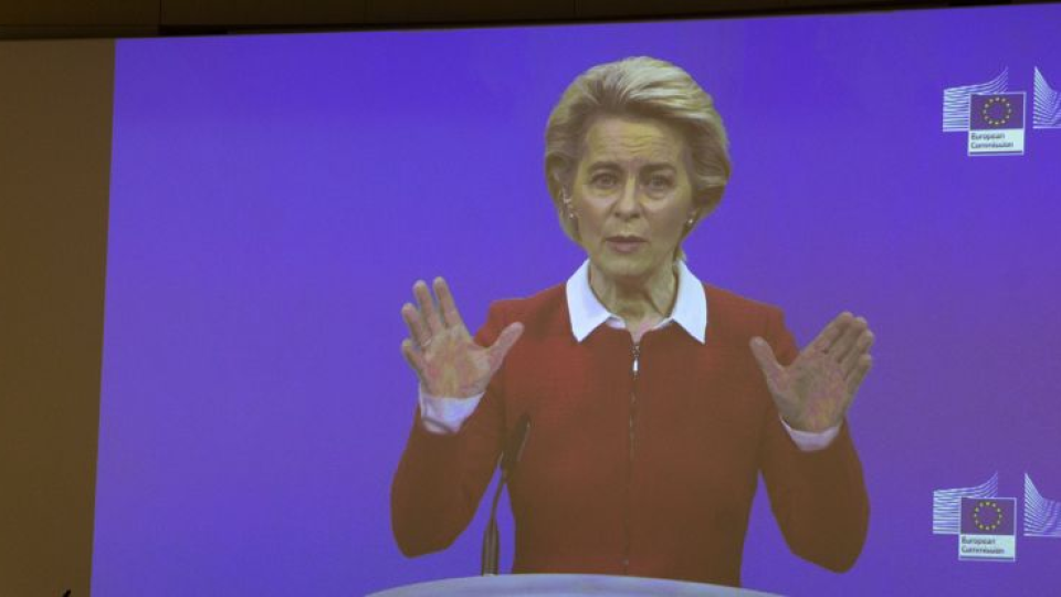 Na snímke predsedníčka Európskej komisie (EK) Ursula von der Leyenová počas videokonferencie v sídle EÚ