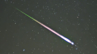 Na konci roka nás čaká parádne nebeské divadlo: Oblohu rozžiaria meteorické roje aj vianočná kométa