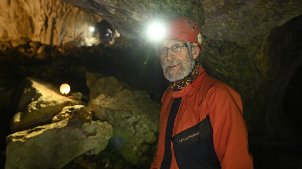 Bohuslav Kortman v Pružinskej Dúpnej jaskyni. 