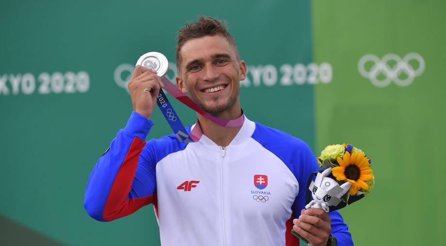 Jakub Grigar so striebornou medailou.
