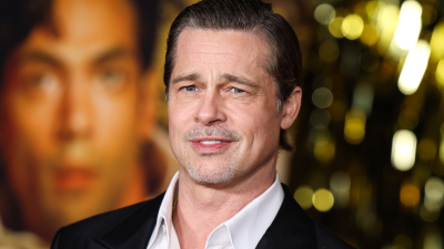 FOTO: Brad Pitt je oficiálne zadaný. Po jeho boku sa ukazuje táto o 30 rokov mladšia tmavovláska