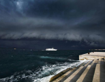 AKTUÁLNE: V Chorvátsku vyčíňajú silné búrky. Zadar sa ocitol pod vodou