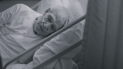 Zdravotná sestra: Týchto 5 vecí umierajúci ľutujú najčastejšie