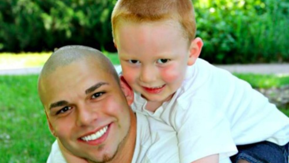 Josh so svojím synom Gabrielom.
